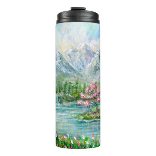 Het berglandschap van de lente. Oorspronkelijke ac Thermosbeker