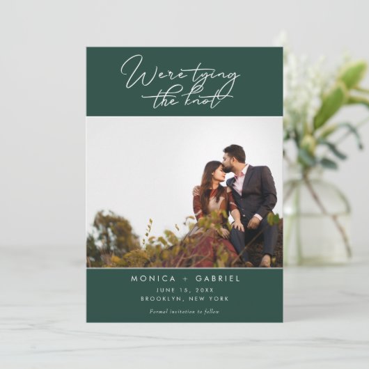 Het binden van de Knot Emerald Green Wedding spare Aankondiging (Staand voorkant)