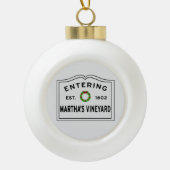 Het binnenvaren van Martha's wijngaard Keramische Bal Ornament (Voorkant)