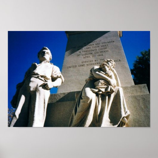 Het bloedbad van 20 april 1914 met de historische  poster (Voorkant)