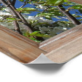 Het bloei Uitzicht van de Boom van een Venster Poster (Hoek)