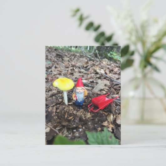 Het boskabouter aan het werk briefkaart (Staand voorkant)