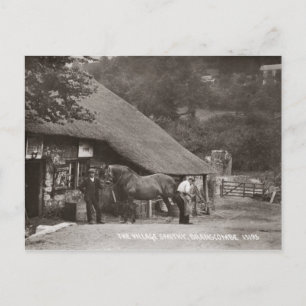 Het briefkaart van het dorp smithy sepia