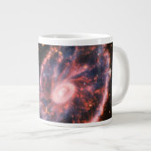 Het Cartwheel-sterrenstelsel en de bijbehorende st Grote Koffiekop (Voorkant rechts)