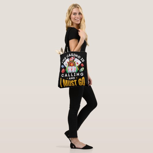 Het casino belt en ik moet gokken tote bag (Op model)