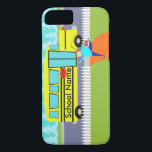 het Catching School Bus iPhone 7 Hoesje<br><div class="desc">Hé! Wacht op mij! Deze Vangst van de Cartoon van de Bus van de School iPhone 6 Hoesje zal uw dag aan een goed begin krijgen. Het bevat een cartoon tekening van een kind dat een rode, heldere lunchbox draagt terwijl het een gekke dash maakt voor de schoolbus. Het kind...</div>