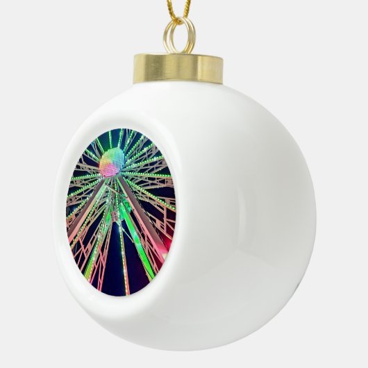 Het centrum van het reuzenrad keramische bal ornament (Rechts)