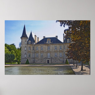 Het Chateau Pichon Longueville Baron en vijver Poster