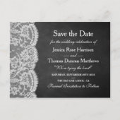 Het Collectie Chalkboard en Lace Wedding Aankondigingskaart (Voorkant)