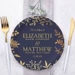 Het Collectie van de Elegant Navy & Gold Floral We Papieren Bordje<br><div class="desc">Geniet in stijl met deze moderne en zeer trendy borden van trouwfeesten. Het ontwerp is gemakkelijk te personaliseren met uw eigen formulering en uw gasten zullen enthousiast zijn wanneer zij deze geweldige borden zien. Overeenkomende objecten zijn te vinden in het collectie.</div>