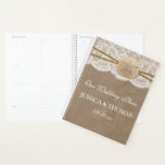Het Collectie van de Rustic Sand Dollar Beach Wedd Planner<br><div class="desc">Maak je klaar voor je grote dag in stijl met deze elegante en zeer trendy weddingplanner. Het ontwerp is gemakkelijk te personaliseren met uw eigen namen en trouwdatum en u kunt al uw ontwerpideeën, belangrijke huwelijksinformatie en veel veiliger samen in deze gepersonaliseerde planner houden. Overeenkomende bruidsartikelen zijn te vinden in...</div>