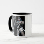 Het concept van de kunstenaar voor de toekomstige  mok (Voorkant links)