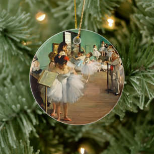 Het Dance Class Ornament - Unleash Elegance