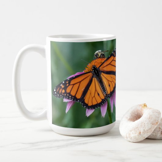 Het delen van een Wijzerplaat Koffiemok (Met donut)