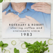 Het delen van Koffiekrond sinds Jaar noemt Foto Theedoek (Gevouwen)