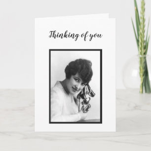 Het denken aan u Glimlach op mijn Vintage Foto van Kaart