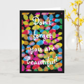 Het denken van Vriendin met kleurrijke bladeren Kaart (Gele Bloem)