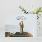 Het Detail van de boog de Volledige Foto verfijnd  Save The Date (Staand voorkant)