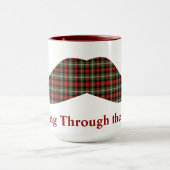 Het doorzoeken van de sneeuwpoppenkerstsnor mok (Midden)