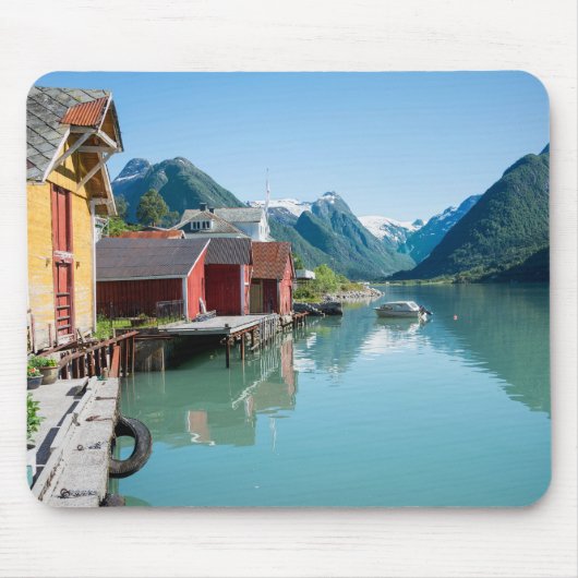 Het dorp Fjærland en fjord, Noorwegen mousepad Muismat (Voorkant)