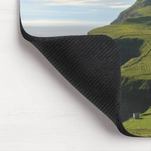 Het dorp Gásadalur in de Faeröer: Mousepad Muismat (Hoek)