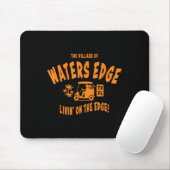 Het dorp Waters Edge Tv Fl golfkar ontwerp Muismat (Met muis)