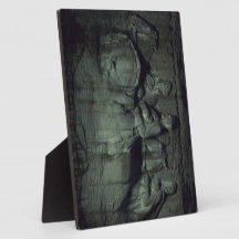 Het dragen van de steenberg in Georgië 's nachts