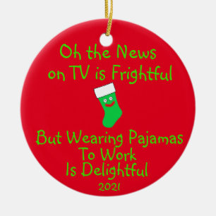 Het dragen van pyjama's naar het werk is heerlijk keramisch ornament