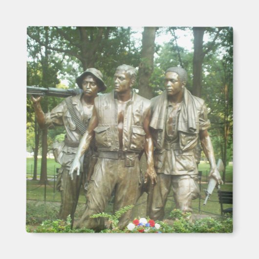 Het Drie Militairenbeeld Magneet (Voorkant)