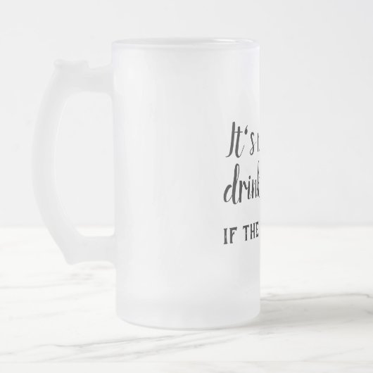 Het drink niet echt alleen grappig. matglas bierpul (Links)