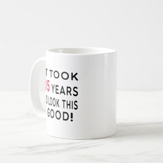 Het duurde 85 jaar Design Koffiemok (Voorkant links)