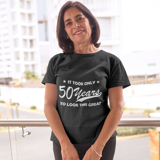 Het duurde slechts 50 jaar om deze grote T-shirt t