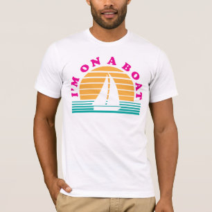 Het eenzame eiland op een boot t-shirt