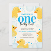 Het eerste verjaardagsfeestje van een gelukkige ee kaart (Voorkant)