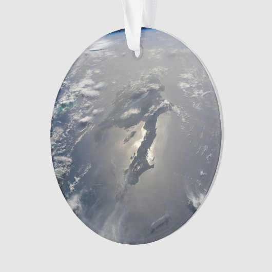 Het eiland Hispaniola met Sunglin Ornament (voorkant)