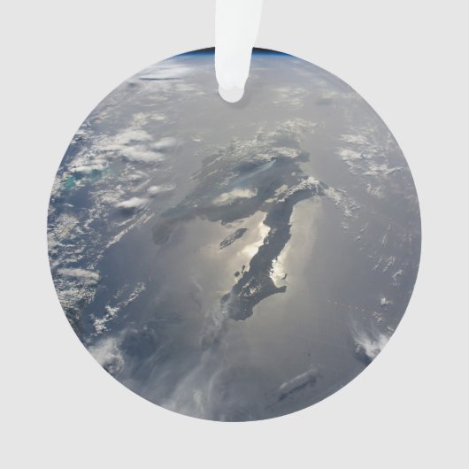 Het eiland Hispaniola met Sunglin Ornament (voorkant)