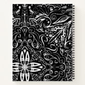Het elegante zwarte en witte mandala ontwerp werpe notitieboek (Achterkant)