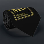 Het element van jou! Aangepaste naam Zwarte Period Stropdas<br><div class="desc">Een zwart en goudstropdas met een periodiek systeem van de douanenaam voor uw of informatie van uw cadeauontvangers.</div>