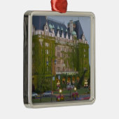 Het Empress Hotel in de binnenhaven in Metalen Ornament (Rechts)