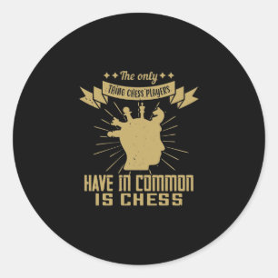 Het enige dat de schaakspelers binnen hebben is sc ronde sticker