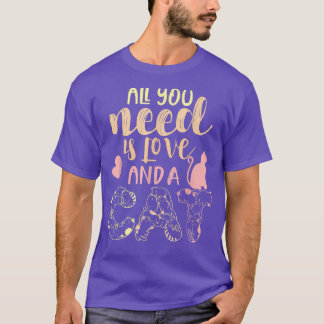 Het enige wat je nodig hebt is liefde en een kat H T-shirt