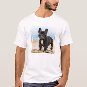 Het Franse Bulldog Spelen in de zand T-shirt