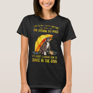 Het gaat over leren hoe je moet dansen in de regen t-shirt