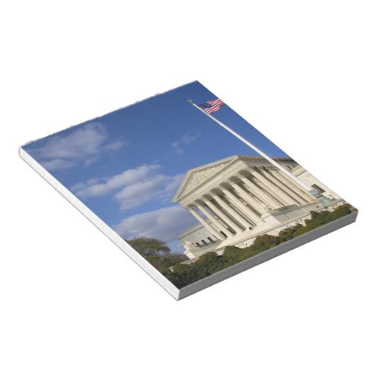 Het gebouw van het Amerikaanse Hooggerechtshof in Notitieblok (Schuin)
