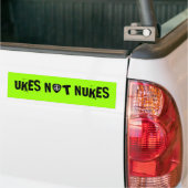 HET GEBRUIKT GEEN NUKES! BUMPERSTICKER (Op Truck)