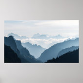 Het gefluister van de Fogbound Peaks Poster (Voorkant)