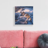 Het gefluister van de Snowy Peaks Canvas Afdruk (Insitu (Woonkamer))