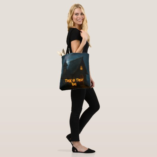 Het geheim van het heksenhuis in het bos tote bag (Op model)