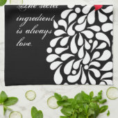Het geheime ingrediënt is liefde gepersonaliseerd theedoek (Gevouwen)
