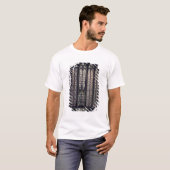 Het gekleurde glazen raam t-shirt (Voorkant volledig)